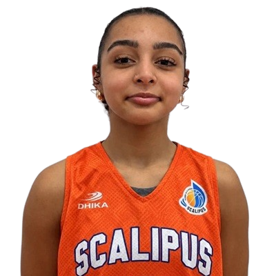 Lia Tavares