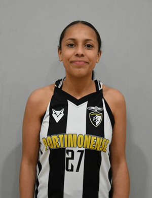 Beatriz Soares